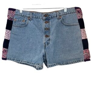 Vintage‎ Levis Upcycled Denim Button Fly Festival Shorts Patchwork Size 37 3.5"